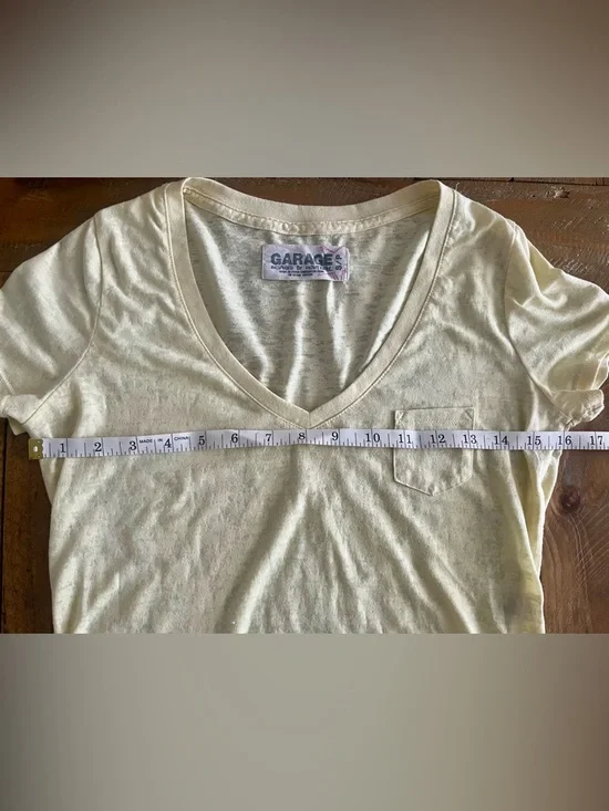 2/$15 Garage Yellow V-Neck Pocket Tee - Women's US S - Picture 5 of 6